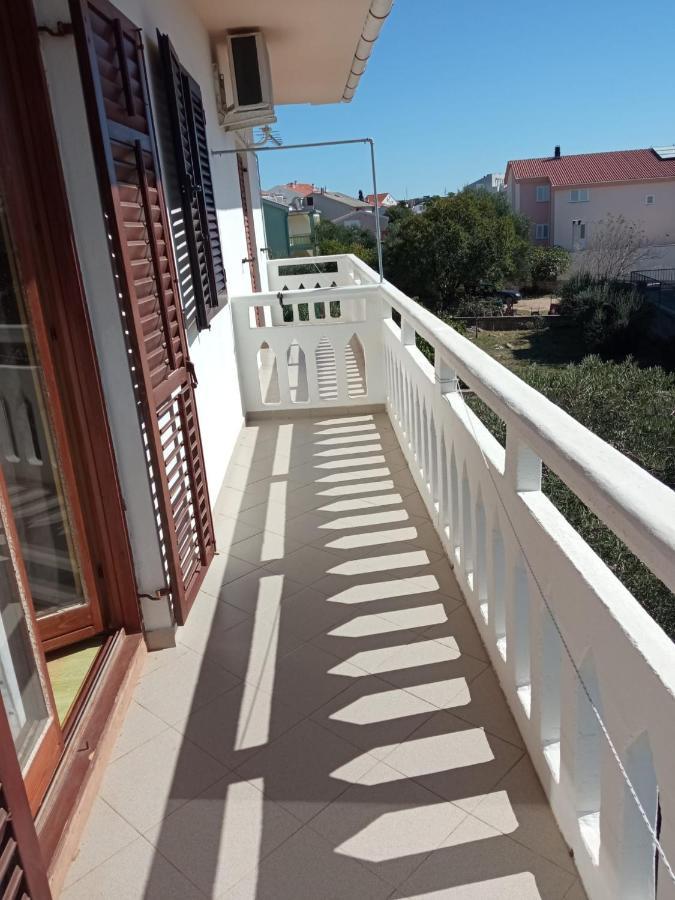 Cozy Apartments Danica Novalja With Terrace - First Floor Dış mekan fotoğraf