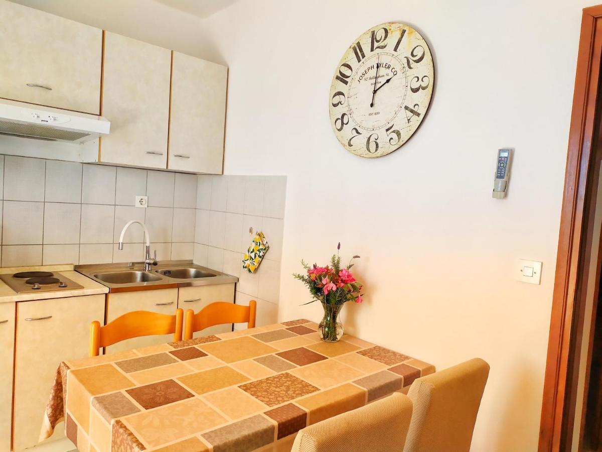 Cozy Apartments Danica Novalja With Terrace - First Floor Dış mekan fotoğraf